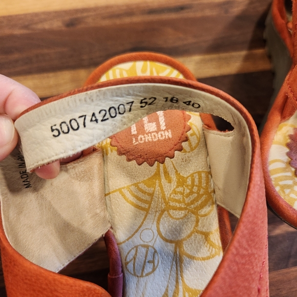 Fly London Red Lace Up Wedge Show Open Toe - Picture 6 of 8